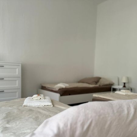 Ferienwohnung In Цвиккау Экстерьер фото