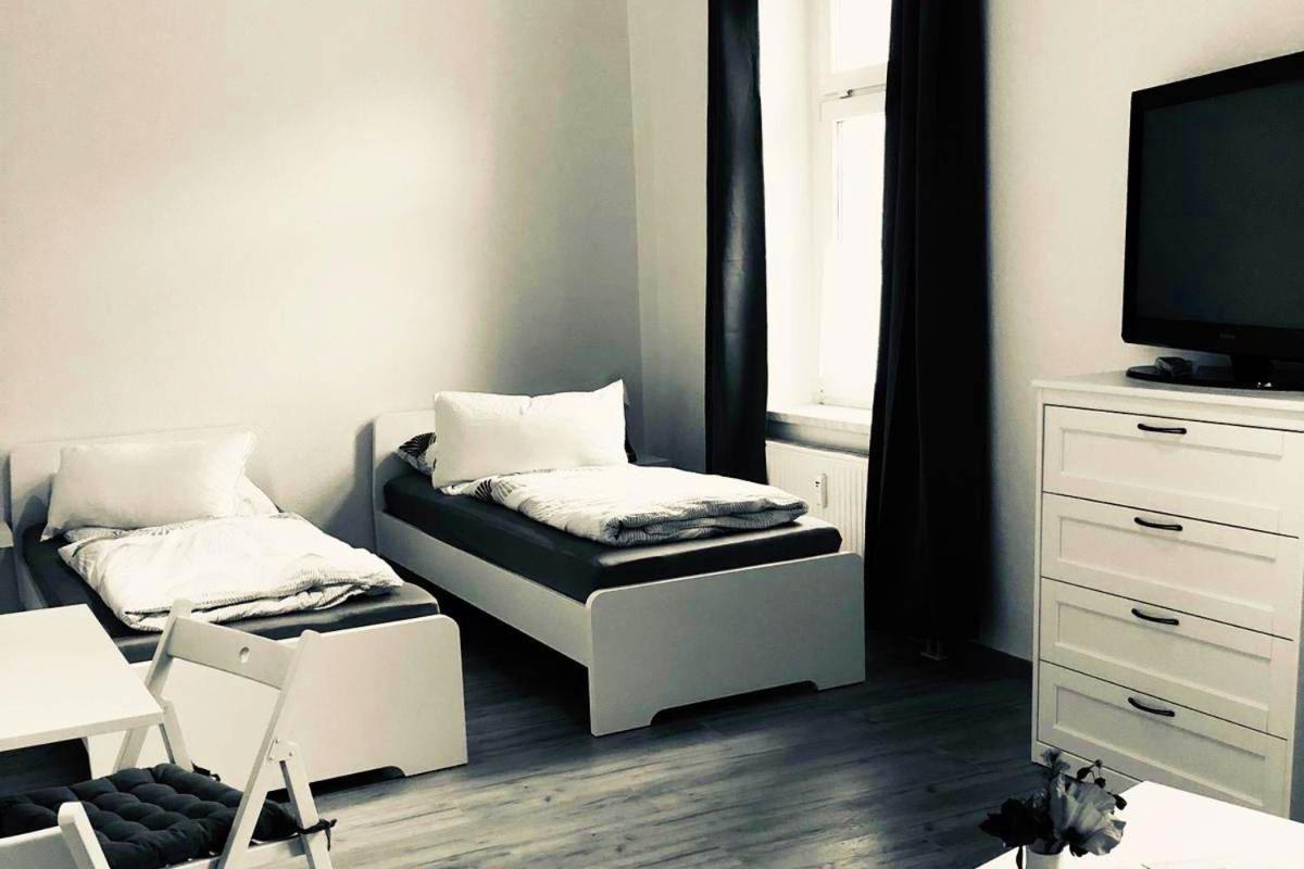 Ferienwohnung In Цвиккау Экстерьер фото