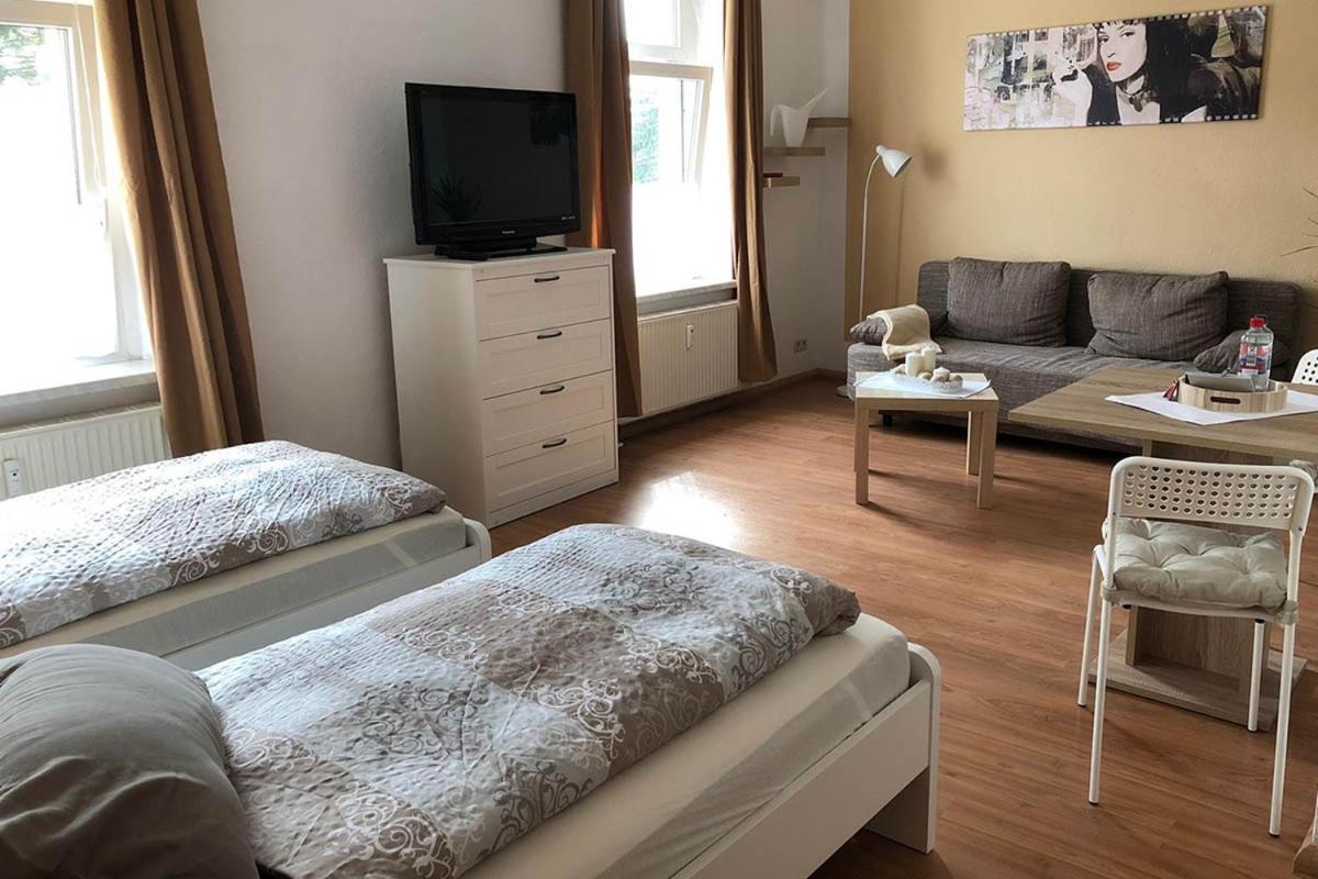 Ferienwohnung In Цвиккау Экстерьер фото